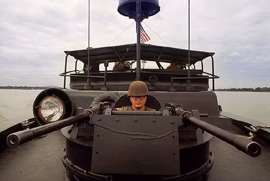 Có tên gọi trên giấy tờ là "Patrol Boat" hay "Tàu tuần tra", loại tàu này từng được Quân đội Mỹ sử dụng rất nhiều trên khu vực đồng bằng Sông Cửu Long với hệ thống giao thông đường thủy chằng chịt sông ngòi. Nguồn ảnh: Pinterest.