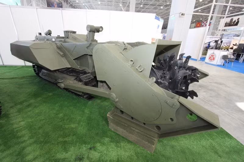 Robot phá mìn Uran-6. Nó đã được sử dụng trong nhiệm vụ rà phá bom mìn ở Aleppo, Syria. Ảnh: Arms Expo