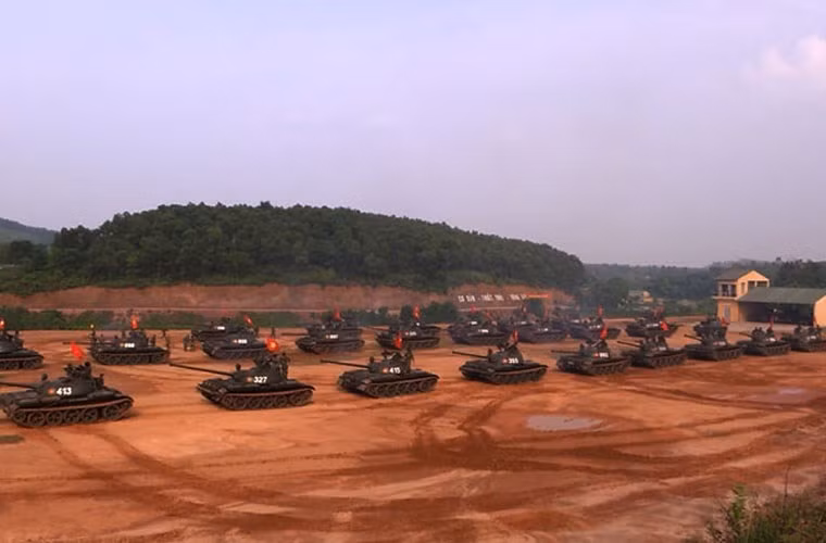 Bất ngờ hệ thống điều khiển hỏa lực của xe tăng T-55 Việt Nam Bat ngo he thong dieu khien hoa luc cua xe tang T-55 Viet Nam