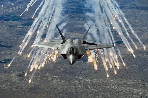 Chien dau co Su-35 va F-22: 