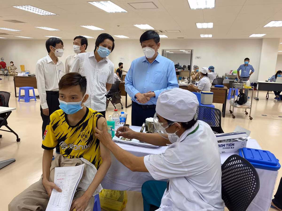 TP HCM: Khong tu tap tren 3 nguoi tai noi cong cong, dung cho tu phat