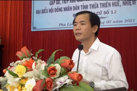 Trước mắt, lãnh đạo, chỉ đạo và điều hành thực hiện 12 chỉ tiêu kinh tế - xã hội đã được HĐND tỉnh thông qua tại Nghị quyết về kế hoạch phát triển kinh tế - xã hội năm 2021 của tỉnh; tập trung làm tốt công tác xây dựng quy hoạch tỉnh thời kỳ 2021 - 2030, tầm nhìn năm 2045; tập trung cải thiện mạnh mẽ môi trường đầu tư kinh doanh, thu hút mọi nguồn lực đầu tư, thúc đẩy phát triển kinh tế để sớm đạt được mục tiêu tự cân bằng ngân sách vào năm 2025… 