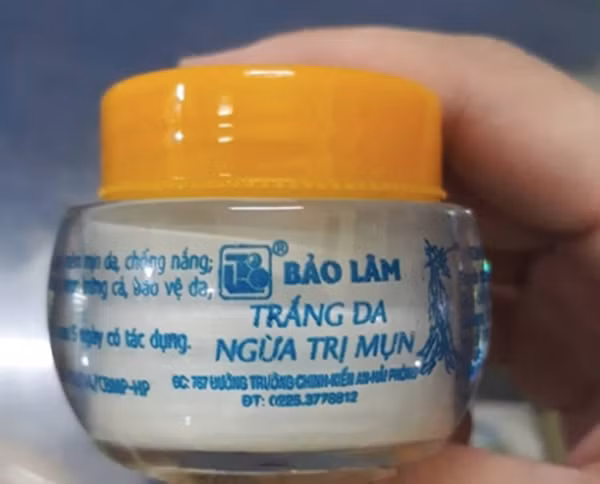 Kem trắng da Bảo Lâm bị thu hồi chứa chất cấm nguy hại thế nào? Kem trang da Bao Lam bi thu hoi chua chat cam nguy hai the nao?