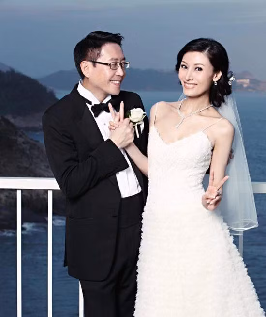 Lý Gia Hân và đại gia Hứa Tấn Hanh kết hôn năm 2008