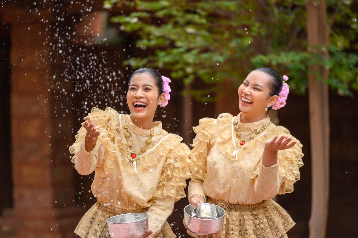 Le hoi te nuoc truyen thong Songkran mang den su khoi dau moi-Hinh-2
