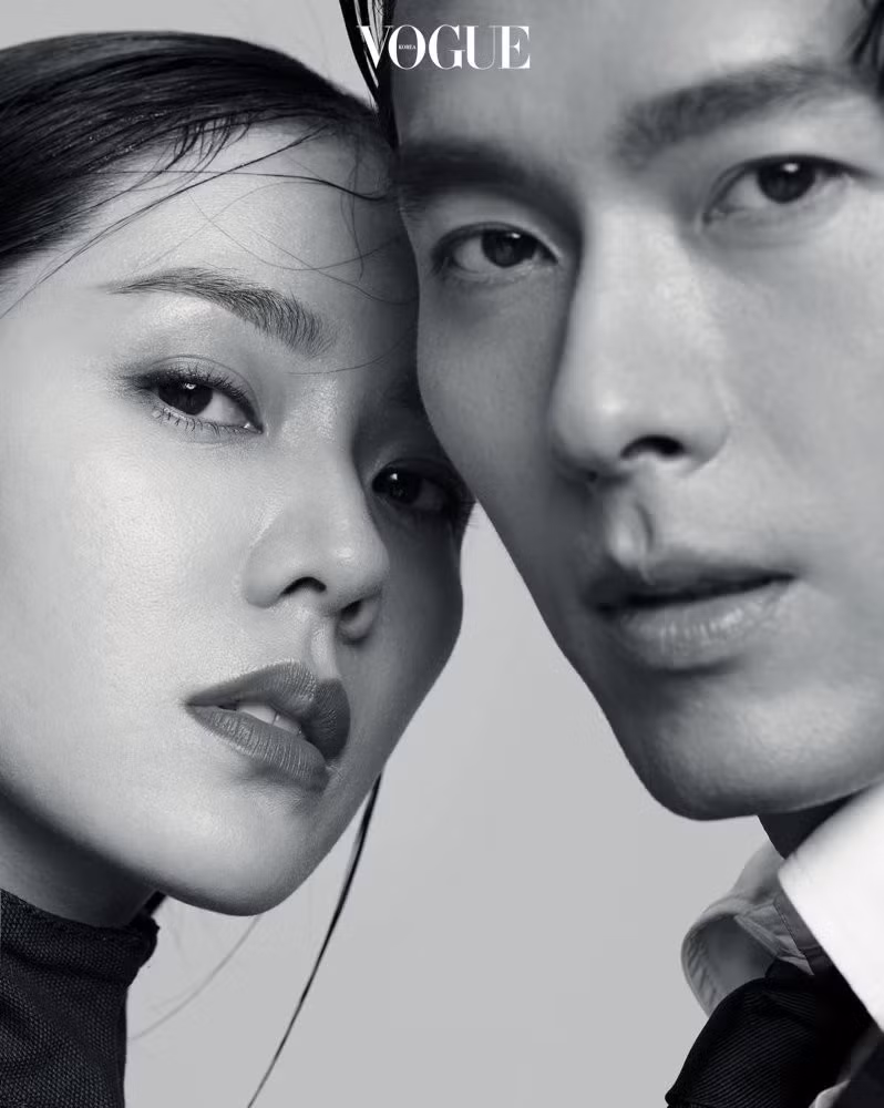 Hyun Bin từng chia sẻ anh không thay đổi nhiều sau kết hôn. Tuy nhiên, khi làm cha, đảm đương vai trò mới, anh khá áp lực. Ngoài thời gian dành cho con, vợ chồng diễn viên cũng thường xuyên có những chuyến du lịch ở các nước để hâm nóng tình cảm.