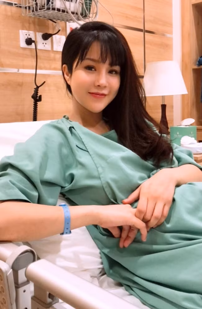 Nhã Phương và dàn mỹ nhân Việt sinh con sau ít tháng lên xe hoa - Hình 3 Nha Phuong va dan my nhan Viet sinh con sau it thang len xe hoa-Hinh-3