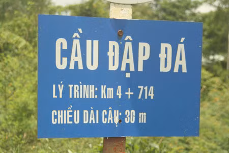 Một trong những cây cầu có tên hài hước, khiến nhiều người hiểu lầm.