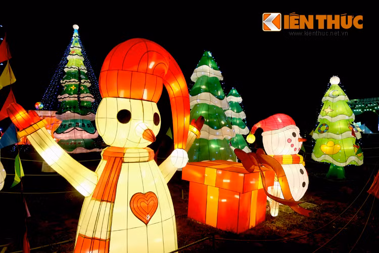 Được biết, lễ hội sẽ tiếp tục diễn ra từ nay cho đến 22/1/2017.