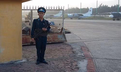 Dieu chua biet ve luc luong bao ve can cu khong quan Viet Nam