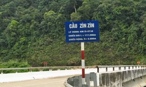 Cây cầu này có tên khá ngộ nghĩnh.