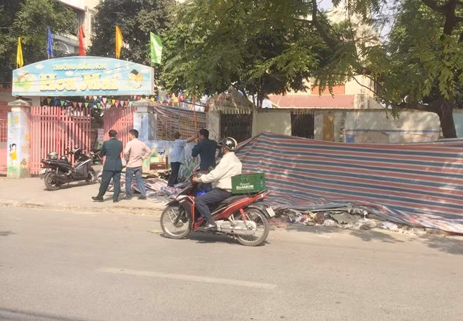Hiện trường vụ sập dầm bêtông khiến một người tử vong. Ảnh: Trần Anh. Hiện trường vụ sập dầm bêtông khiến một người tử vong. Ảnh: Trần Anh.
