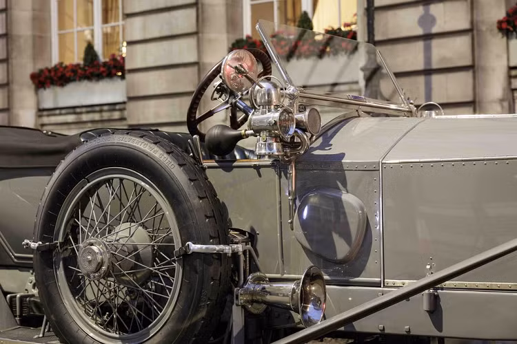 Chuyến đi kết thúc bằng một buổi chiêu đãi hoành tráng tại Rolls-Royce Motor Cars Edinburgh vào Thứ Hai, ngày 6 tháng 9 năm 2021.