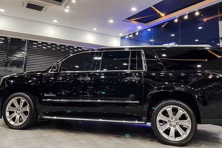 Chiếc GMC này là gợi ý dành cho người yêu SUV cỡ lớn, máy lớn của Mỹ, lựa chọn tiết kiệm hơn so với “đập hộp” xe mới có giá sau thuế khá cao vì dung tích động cơ lớn. Nhìn chung, dòng xe SUV này khá kén khách, nó chỉ thích hợp với những khách hàng chịu chơi, yêu thích những chiếc SUV to lớn của Mỹ.