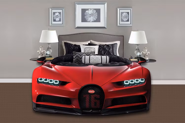 Chúng ta mới chỉ thấy xe giường nằm cho trẻ em, chứ chưa từng có ai đem một chiếc hypercar để làm giường ngủ của người lớn cả. Nếu thật sự được sản xuất thì chiếc giường Bugatti Chiron này chắc chắn sẽ rất đắt.