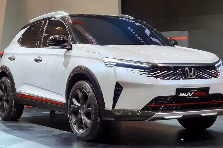 Hiện hãng Honda chưa công bố hình ảnh nội thất và thông số kỹ thuật của SUV RS Concept. Dự đoán, Honda ZR-V khi có mặt trên thị trường sẽ dùng động cơ xăng i-VTEC 4 xi-lanh, DOHC, dung tích 1.5L giống đàn anh BR-V 2022. Động cơ này tạo ra công suất tối đa 121 mã lực và mô-men xoắn cực đại 145 Nm. Động cơ kết hợp với hộp số biến thiên vô cấp CVT.