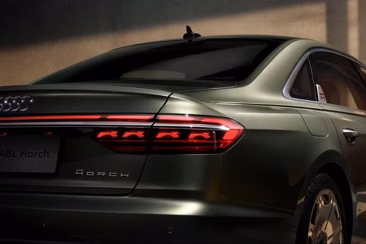 Bước vào bên trong Audi A8L Horch 2022, những vị khách giàu có của Trung Quốc sẽ được chào đón bằng hệ thống âm thanh Bang &amp; Olufsen 3D cao cấp, nước hoa trên xe và hệ thống lọc không khí ion âm.