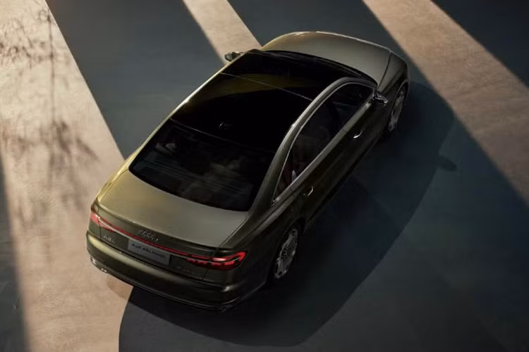Dự kiến, xe sẽ chính thức được trưng bày vào ngày 19/11 tới đây. Hiện giá xe Audi A8L Horch 2022 phiên bản đặc biệt vẫn chưa được công bố.