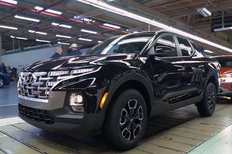 Nhung chiec Hyundai Santa Cruz dau tien sap den tay khach hang