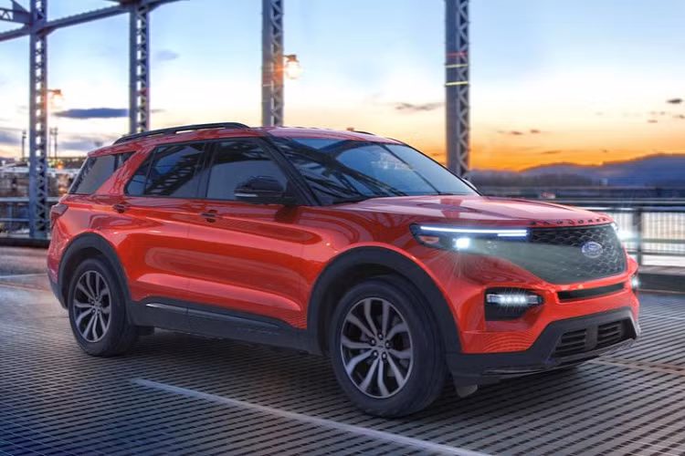  Ford Explorer 2021 chính hãng đã có mặt tại Việt Nam từ tháng 8 năm nay nhưng đại dịch Covid-19 đã khiến việc ra mắt xe bị hoãn lại. 