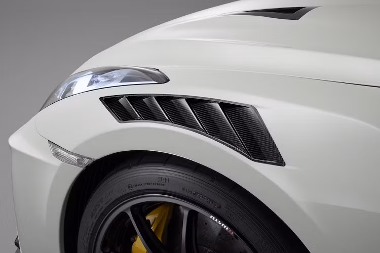 Dù vậy, có rất nhiều báo cáo cho thấy Nissan GT-R thế hệ mới (R36) đang được phát triển và chuẩn bị thay thế mẫu R35 hiện tại. Theo đó, GT-R mới được cho rằng sẽ ra mắt vào năm 2023.