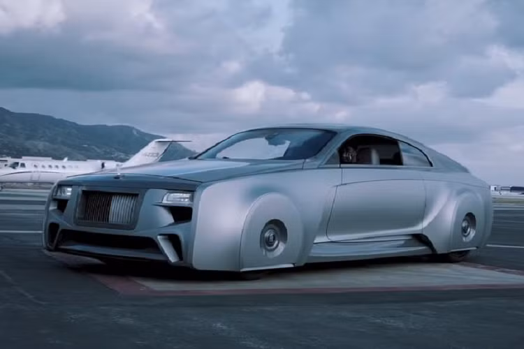 Cách đây vài tuần, Justin Bieber đã được bắt gặp cùng chiếc Rolls-Royce Wraith độc nhất vô nhị của anh chàng, nó không giống với bất kỳ chiếc Rolls-Royce nào khác vì nó là một sản phẩm điều chỉnh đến từ lò độ danh tiếng West Coast Customs.