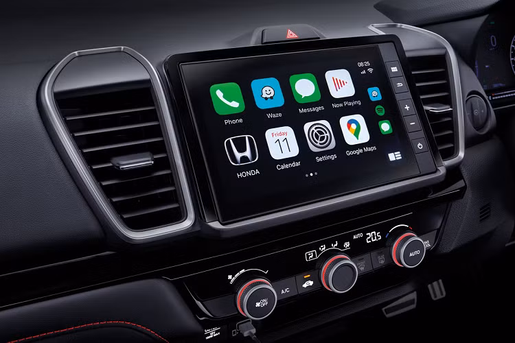Trên bản RS, City đời mới được trang bị gói an toàn Honda Sensing. Malaysia là thị trường đầu tiên ở Đông Nam Á đón nhận City có gói Honda Sensing. Gói này gồm các tính năng kiểm soát hành trình thích ứng, phanh thông minh, cảnh báo va chạm phía trước, hỗ trợ giữ làn đường, cảnh báo lệch làn đường và đèn chiếu sáng thông minh.
