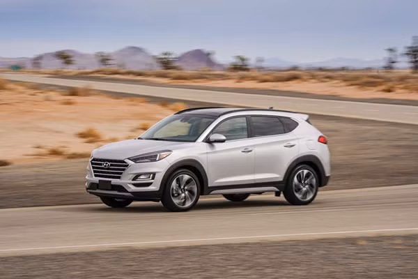 Them 471.000 chiec Hyundai Tucson bi trieu hoi vi nguy co chay-Hinh-2