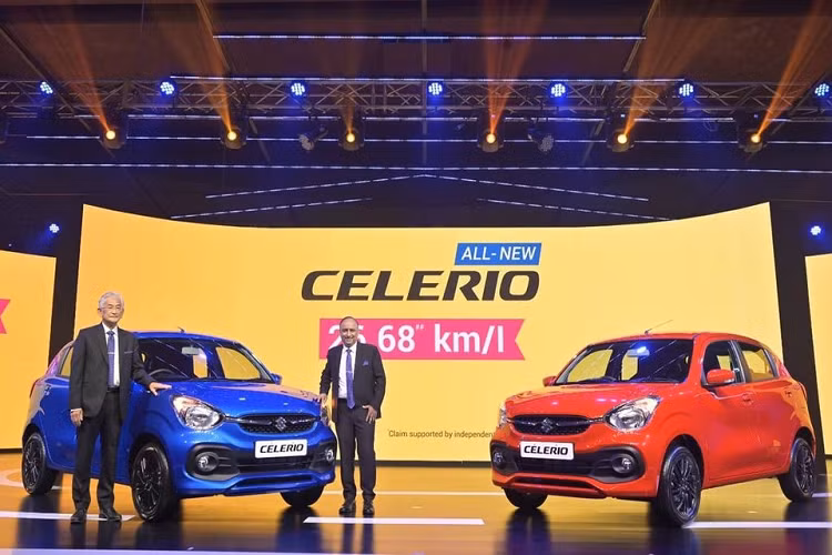 Hôm qua, ngày 10/11/2021, hãng Suzuki đã chính thức vén màn thế hệ mới của dòng xe hạng A Celerio tại thị trường Ấn Độ. Suzuki Celerio 2022 mới là thế hệ thứ hai của dòng xe giá rẻ này và do liên doanh Maruti Suzuki sản xuất tại Ấn Độ.