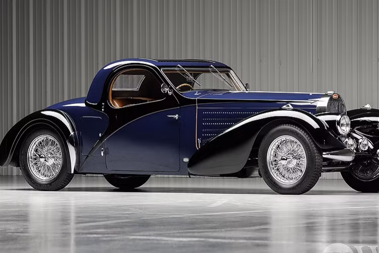 Đây là chiếc xe từng được đánh giá cao tại Triển lãm Amelia Island Concours 2015 và được trao tặng giải thưởng Best in Class tại triển lãm Pebble Beach Concours d'Elegance 2016.