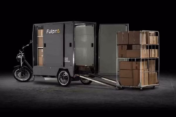 Với suy nghĩ này, Fulpra Motors, một công ty ở Hà Lan, đã cùng nhau đưa ra một giải pháp vận chuyển hàng hóa mới mẻ và khả thi nhất để thực hiện trên đường phố của chúng ta - đó chính là xe đạp điện Fulpra L1 Cargo Bike 2022 mới. 