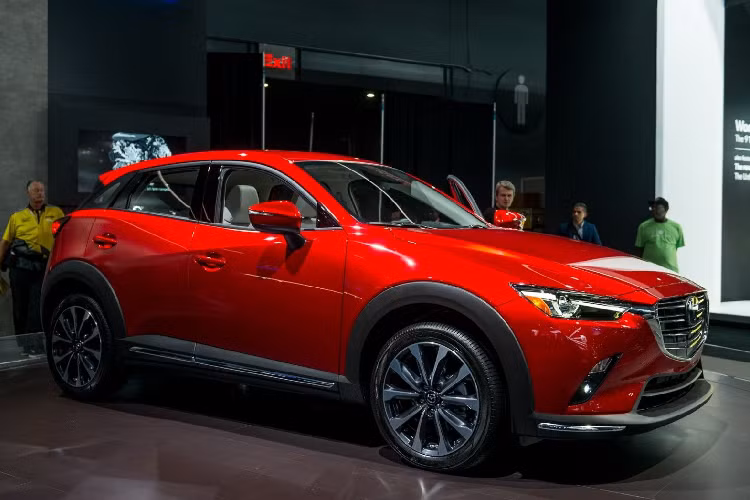 Mazda trang bị cho CX-3 mới động cơ SkyActiv 2.0L, sản sinh công suất 147 mã lực và mô-men xoắn cực đại 195 Nm.