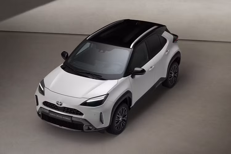Theo kế hoạch, Yaris Cross Adventure 2021 sẽ bắt đầu được bán ra vào tháng 9 năm nay. Giá xe Toyota Yaris Cross Adventure 2021 tại châu Âu sẽ được công bố gần thời điểm ra mắt.