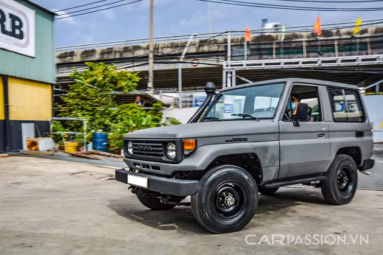 Có thể nói, để tìm được 1 chiếc Toyota Land Cruiser J70 nói chung và PZJ70 nói riêng đẹp nhất và zin nhất tại Việt Nam là điều không dễ dàng. 