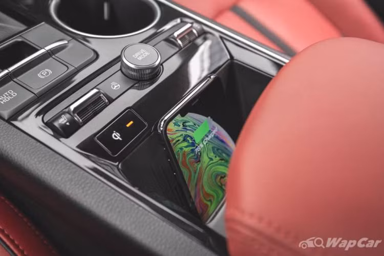 Theo báo cáo của trang Korean Car Blog, Kia K5 luôn nhận được sự yêu thích từ phía khách hàng, với tổng cộng 112.581 chiếc bán ra kể từ tháng 12/2019 đến tháng 05/2020.