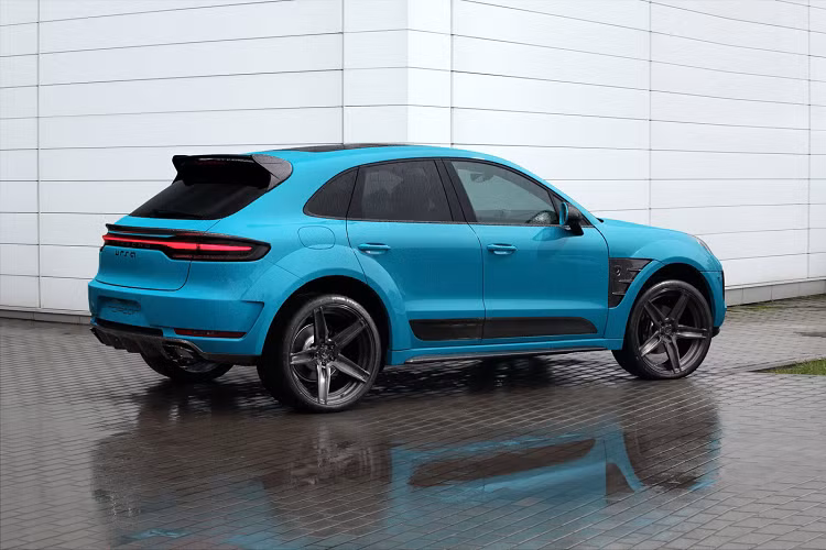Với mức giá gần 12,000 Euro (Khoảng 300 triệu Đồng), gói độ URSA TopCar chính là một sự lựa chọn thú vị, “ít đụng hàng” so với những mẫu Porsche Macan từ những người chơi xe khác.