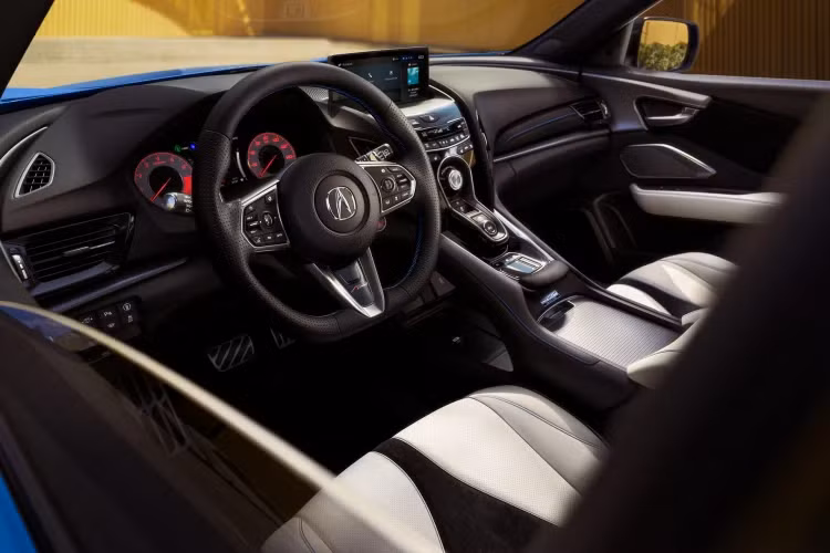 Acura RDX thế hệ mới cũng trang bị một loạt các hệ thống hỗ trợ người lái hiện đại như Cảnh báo va chạm phía trước, Phanh giảm thiểu va chạm, Cảnh báo chệch làn và hỗ trợ giữ làn đường, Kiểm soát hành trình thích ứng bao gồm dải tốc độ thấp, Công nghệ nhận diện biển báo giao thông, Phanh khẩn cấp tự động tốc độ thấp, Công nghệ nhận diện người đi bộ và Hệ thống giảm thiểu lệch làn đường. Ngoài ra, người lái còn được hỗ trợ bởi Cảnh báo điểm mù, Cảnh báo phương tiện cách ngang phía sau, Đèn chiếu xa tự động.