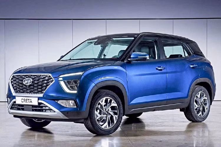 Những trang bị đáng chú ý khác của Hyundai Creta 2021 tại thị trường Nga là camera lùi với hệ thống rửa kính, cửa sổ trời toàn cảnh chỉnh bằng giọng nói, hệ thống âm thanh Bose 8 loa và điều hòa tự động. Động cơ của Hyundai Creta 2021 tại thị trường Nga là máy xăng 4 xi-lanh, dung tích 1.6L, sản sinh công suất tối đa 123 mã lực hoặc 121 mã lực. Động cơ này kết hợp với hộp số sàn 6 cấp hoặc hộp số tự động 6 cấp. Thứ hai là động cơ xăng 4 xi-lanh, dung tích 2.0L với công suất tối đa 150 mã lực và chỉ kết hợp với hộp số tự động 6 cấp.