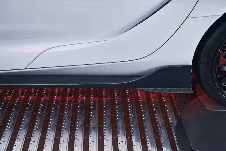 Dự kiến, phiên bản mới của Toyota Supra sẽ được bán ra thị trường vào mùa thu năm nay. Giá xe Toyota Supra 2022 sẽ được hãng công bố trước thời điểm xe chính thức có mặt tại đại lý.