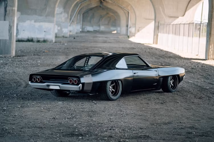 Chiếc Dodge Charger hàng khủng với động cơ đặt giữa này là sản phẩm độc nhất vô nhị, và SpeedKore không có kế hoạch tạo ra thêm những chiếc giống thế. Ngoài ra, đây cũng không phải lần đầu tiên SpeedKore dính dáng với thương hiệu “Fast &amp; Furious”, bởi họ cũng chịu trách nhiệm tạo nên chiếc Dodge Charger “Tantrum” điên cuồng trong phần phim “Furious 7” năm 2015.