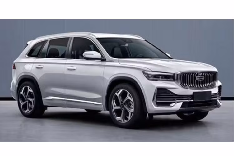 Geely đã sớm có một chiếc crossover ba hàng ghế trong dòng sản phẩm của mình, đó là Haoyue / Okavango dựa xây dựng trên chiếc xe MPV Jiaji, xe có giá thành rẻ phù hợp với các thị trường đang phát triển ở các khu vực như Đông Nam Á. Tuy nhiên với Geely KX11 2021 mới lại hoàn toàn khác biệt.