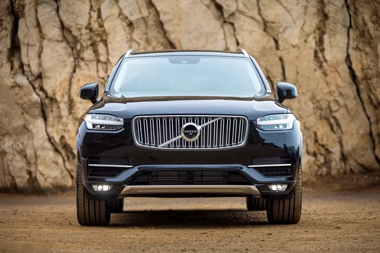 Trieu hoi hon 85.000 xe Volvo mac loi bom nhien lieu