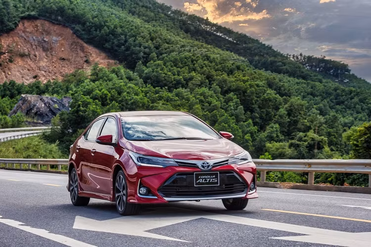 Dan xe nha Toyota Viet Nam 
