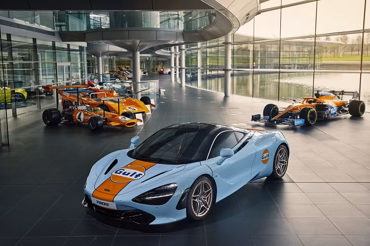Chiếc xe này thể hiện khả năng của MSO và mang lại hình ảnh của chiếc McLaren F1 GTR #25R vừa được hoàn thành quá trình phục chế trong thời gian gần đây, đó là một chiếc xe đua nổi tiếng ở thập niên 90.