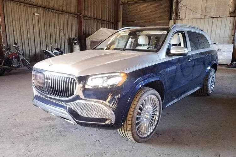 Mặc dù không đề cập đến lý do tại sao chiếc Mercedes-Maybach GLS 600 màu độc này bị mất hoặc thay đổi số VIN nhưng có thể dự đoán rằng nó đã từng bị đánh cắp và sau đó bị xóa hoặc thay đổi số VIN. Chiếc xe có thể đã được cơ quan chức năng thu hồi và hiện đang được công ty bảo hiểm rao bán thông qua Copart với mức giá được cho là khá "hời".