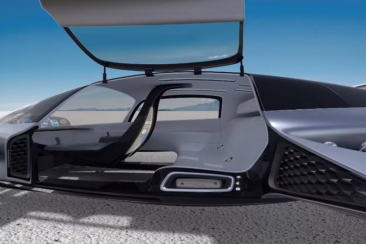 Do vậy, vào mùa xuân năm 2020, Pete Bitar và Carlos Salaff đã thành lập Urban EVTOL với mục tiêu bù đắp khoảng trống trong thiết kế xe ôtô bay. Họ nhận thấy rằng các ý tưởng trước kia vốn chỉ dành cho phim viễn tưởng giờ đây đã nằm trong tầm tay với mẫu xe LEO Coupe biết bay.