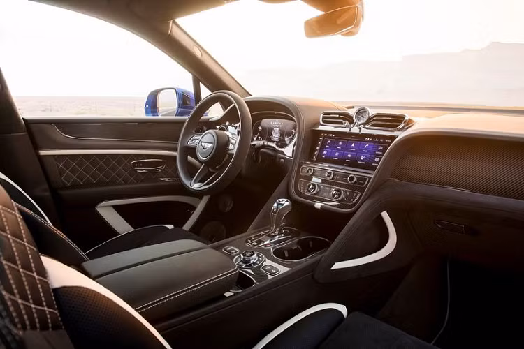 Thậm chí, chiếc SUV sang trọng bậc nhất thế giới còn có thể sử dụng các miếng khảm công phu với lớp phủ màu bạc hoặc vàng.