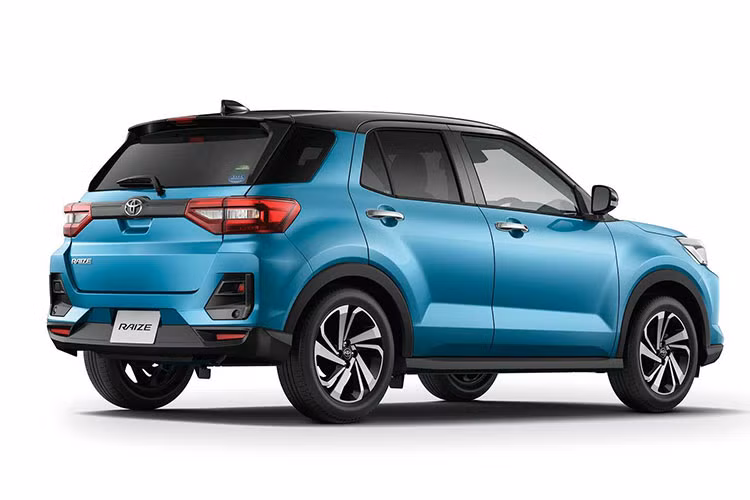 Nguồn cung cấp sức mạnh cho mẫu xe SUV Toyota Raize bản 1.2 G là khối động cơ xăng 3 xi-lanh, Dual VVT-i, hút khí tự nhiên, dung tích 1.2L với trục cam kép DOHC. Động cơ này tạo ra công suất tối đa 88 mã lực và mô-men xoắn cực đại 112 Nm tại tua máy 4.500 vòng/phút.