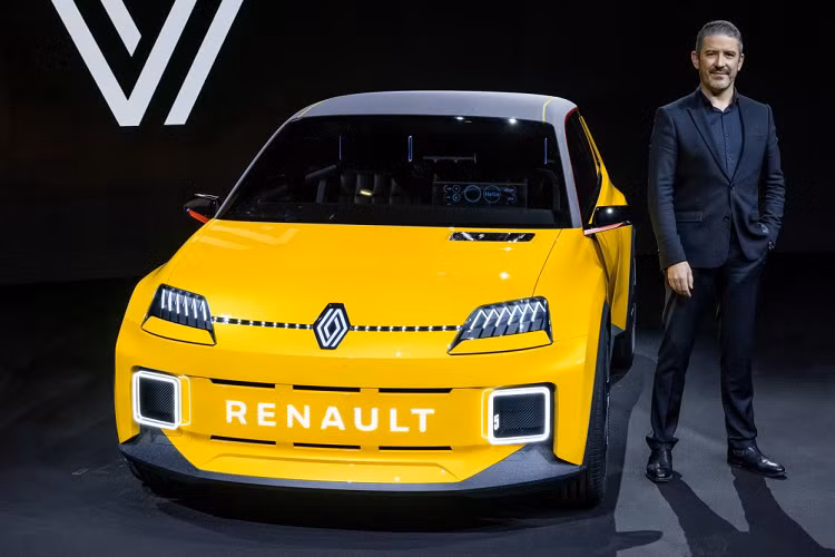 Renault sẽ giữ vững vị trí dẫn đầu trong quá trình chuyển đổi năng lượng thông qua giải pháp điện khí hóa &amp; hydro, mang đến sự kết hợp xanh nhất ở châu Âu vào năm 2025. 