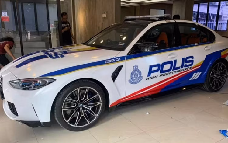 BMW M3 se gop mat trong doi hinh canh sat hoang gia Malaysia?